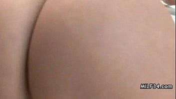 Preview 4 of Se Desnudaporno - Horny euro-milf fucks stranger