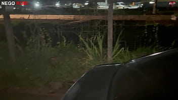 Preview 1 of Funny Grandma - Dando no carro - Paolla HOTWIFE