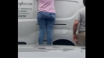 Preview 3 of Tris Xxx - pawg in jeans