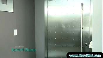 Preview 1 of Xxxthe Duhgterin Faram - Nuru Massage Girls Having Sex 17