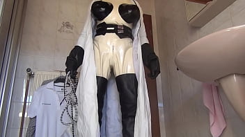 Preview 2 of Cocoro Amchi - the leatherbride