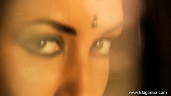 Preview 3 of Thick Teens - Bollywood Dancer Is So Exotic
