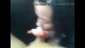 Preview 2 of Natural Hairless Pussy - boquete no carro2