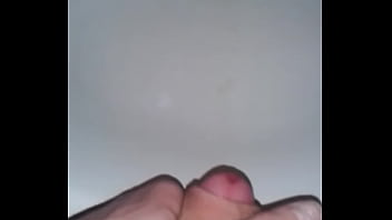 Preview 3 of Eichel Reiben Bis Kommz - VID-20150425-WA0016