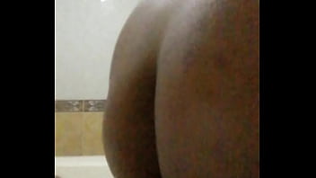 Preview 2 of Bbw Scohool Tube - Gorda se mete llave en el ano