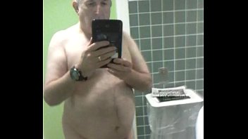 Preview 4 of Reacciones Big Cock Cam - VID 20150820 125255