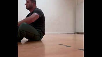 Preview 3 of Ind Sex Noker And Malik - Stretching away