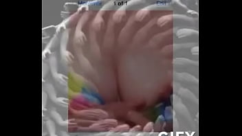 Preview 4 of Vagina Cerradita Y Depilada - trim.81F74492-6D57-4097-BFA3-B121AA42BDB3.MOV