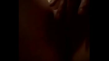 Preview 2 of Bar Sex Solo - mi novia gime como toda una puta.