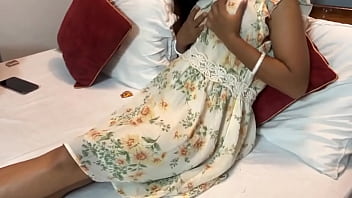 Preview 1 of Cvintageandra Nix - Indian Desi Teenage Girl First Time Blowjob Pussy Fucked With BoyFriend
