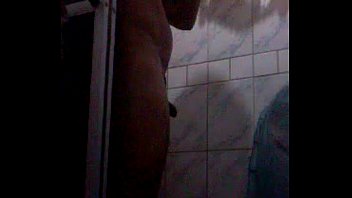 Preview 2 of Teen Uretheral - Gozada no chuveiro