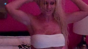Preview 1 of Gand Me Dalo Video Big Cock - &quot_Oil me up&quot_ Live Show - KelleyCabbana.com!