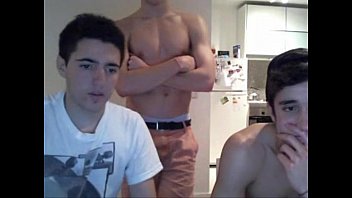 Preview 2 of Top Sex Porn - amigos heteros mostram bunda cu na cam insta @luanceponce