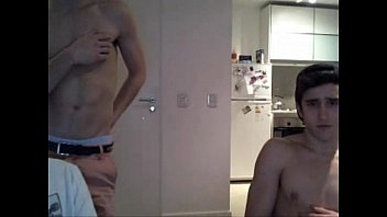 Preview 4 of Top Sex Porn - amigos heteros mostram bunda cu na cam insta @luanceponce