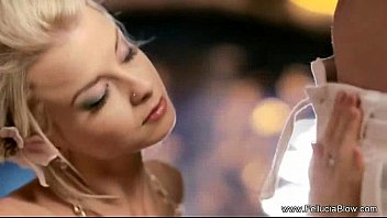 Preview 1 of Papai Desvirjame - Fantasy Blonde And A Blow