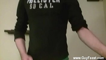 Preview 2 of Ppprno Gratis - Vintage gay old reliable William and Trace get into some mighty foot
