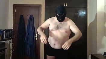 Preview 2 of Fuck My Mothers Bedtime - Me voy de fiesta. T&uacute_ no.