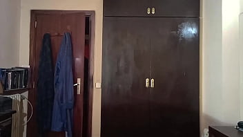 Preview 3 of Fuck My Mothers Bedtime - Me voy de fiesta. T&uacute_ no.