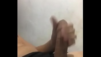 Preview 4 of Xxxvidoj Is I - DEITADINHO COM A PIROCA NA M&Atilde_O