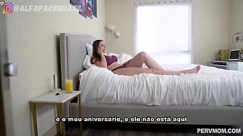 Preview 1 of Sugandha Mishra - Latejando o Pau na Boceta da Madrasta - Legendado