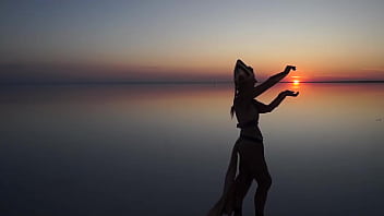 Preview 4 of Kely Deen - Walk seminude by salt-lake Elton in Egypt style