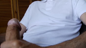Preview 2 of Wwwsex Ma Beta Sexy - Yet Another Office Wank ... And some Feeding Too !