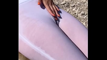 Preview 2 of Most Hardest Fuck Ever - Eso sucede cuando mojo mi lycra ️That&#039_s what happens when I wet my leggings