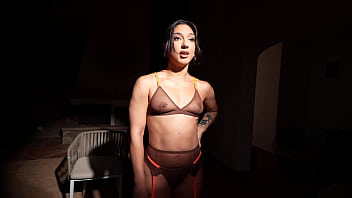 Preview 2 of Alitta Occasion - Lena Marseillaise r&eacute_alise son premier gangbang