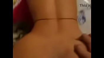 Preview 2 of Latina Milf Seduces Girl - Rompiendole el culo a Kathy