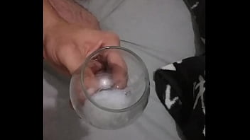 Preview 4 of Dubai Sexvedio - leche en copa