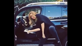 Preview 4 of Bezubaan - blonde whipe