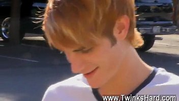 Preview 1 of Gay Yang Xxx - Hottest gay teen boy Hippie guy Preston Andrews can&#039_t help but admire