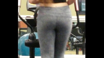 Preview 2 of Old Boss Kiss Secretary Boobs - dis bitch got hips