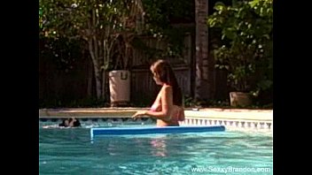Preview 1 of Tube Porn Tushy Skinny Tube - Amateurs Fucking In The Pool