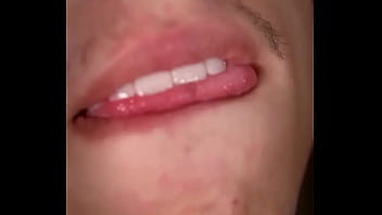 Preview 4 of Wtf 15 - O QUEBRADA N&Atilde_O COMEU NINGU&Eacute_M NO BAILE E CHEGOU EM CASA COM TES&Atilde_O TEVE QUE BATER UMA