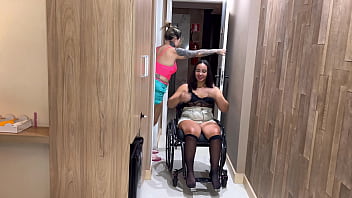 Preview 1 of Step Hot Mammy And Son - Cadeirante f&atilde_ queria levar muito rola no cu e que gozasse dentro do cu ! Chupei ela muito ate ficar toda molhada pra levar no cu
