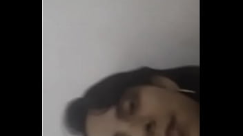 Preview 1 of Mia Khalifa Losing Her Virginity - VID-20150731-WA0012