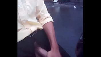 Preview 4 of Exxtra Small Teen Fuck - Sục cặc giữa đường SG/Gay masturbates on street