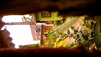 Preview 2 of Karle Mountana - Camara Oculta capta el culo de una mujer con su novio
