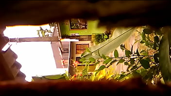 Preview 1 of Karle Mountana - Camara Oculta capta el culo de una mujer con su novio