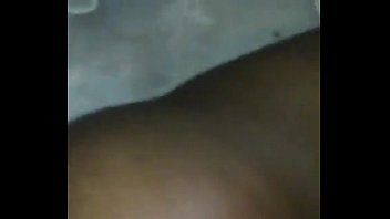 Preview 2 of Xxx Niu Vido - Cute ebony with glasses sucks lightskin dick