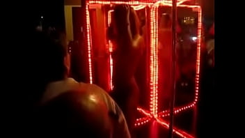 Preview 4 of V Pxxx - thai strip bar