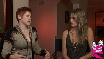 Preview 1 of Brasses Sex - Sensual lesbains 0937
