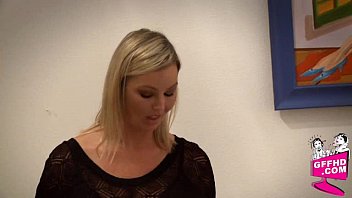 Preview 1 of Porno Gratis Espanol - Girls enjoying girls 1424