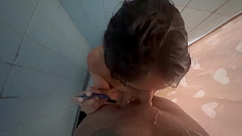 Preview 1 of Muslim Kudi Sex Vieodd - Sexo oral en la ducha