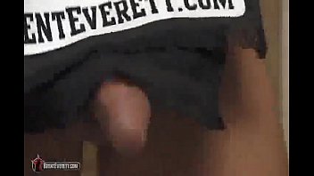 Preview 1 of German Online Apan - Brent Everett masturbating in the shower