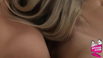 Preview 3 of Russian Italiano - Sensual lesbains 0293