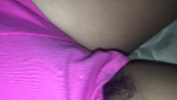 Preview 1 of Masage Full - mi esposa d. mostrando ese bulto