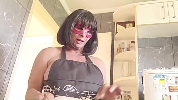Preview 1 of Xx3 Hot - Cozinhando e metendo
