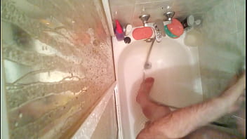 Preview 2 of Cute Vabe - spycam en ducha